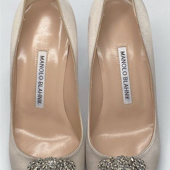 Manolo Blahnik Hangisi 70 Embellished Satin Pumps size 37 - Picture 9 of 14